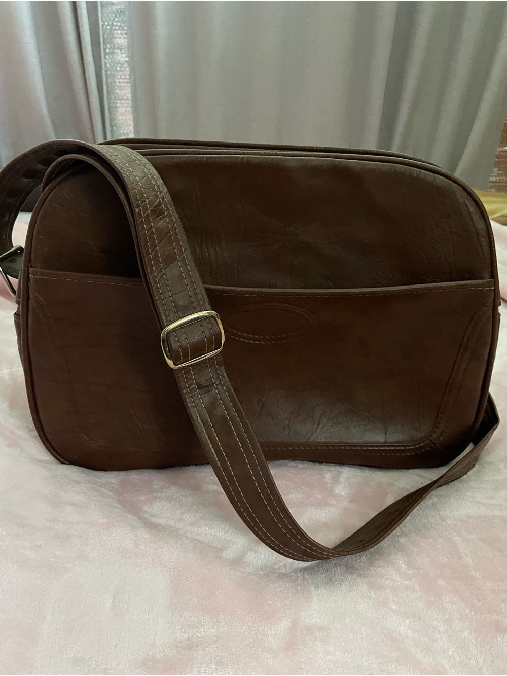 Men's Brown Leather Messenger Bag with Adjustable Strap